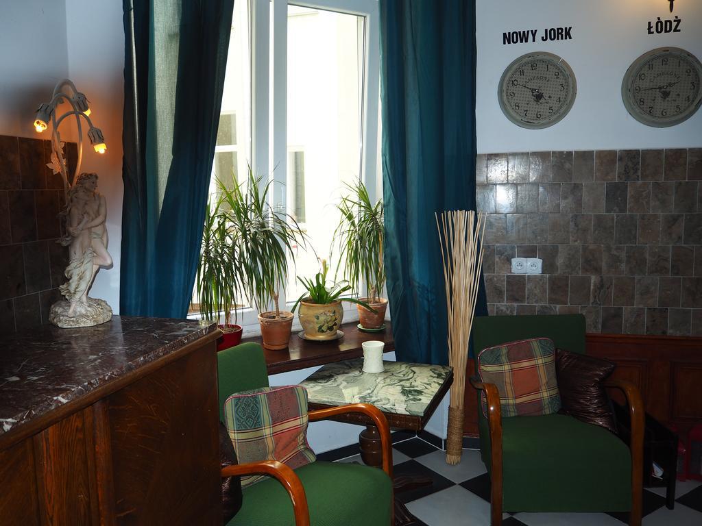 Pokoje Goscinne P.O.W. 17 Łódź Exterior foto